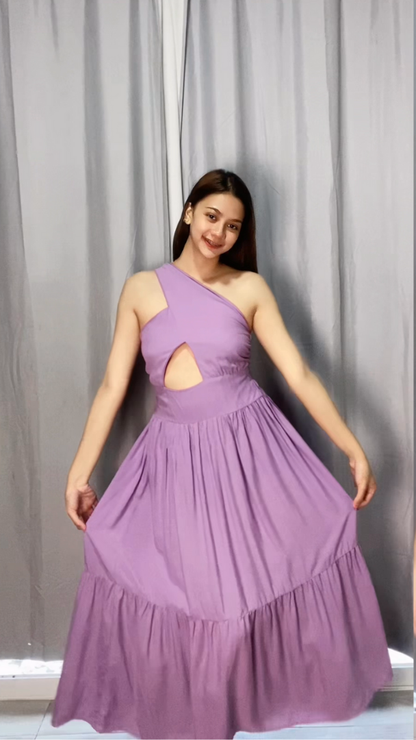 SC125 Dress | One-Shoulder Smocking Linen Maxi Dress