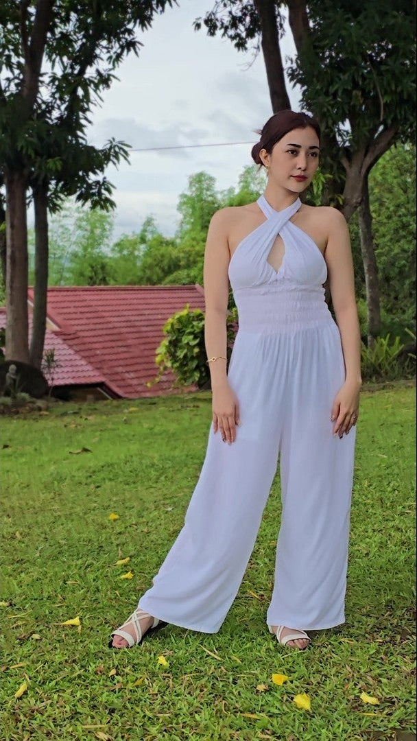 SC108 Jumpsuit | Self Tie Halter Neck Wide-Leg Linen Jumpsuit with pockets