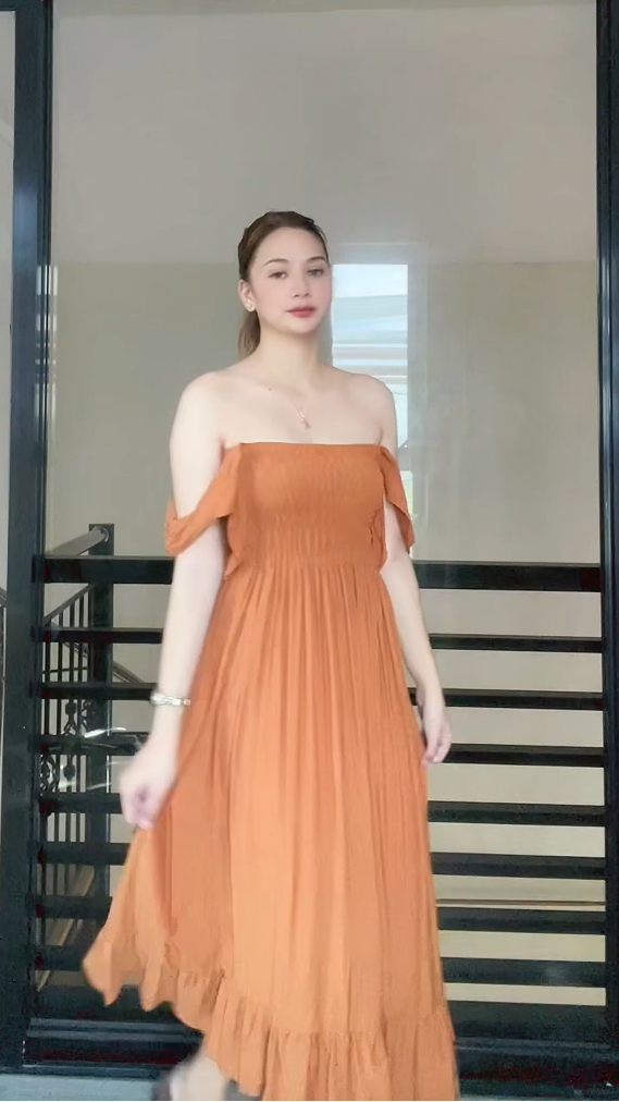 SC70 Dress |  Ruffle Strap Smocking Linen Maxi Dress