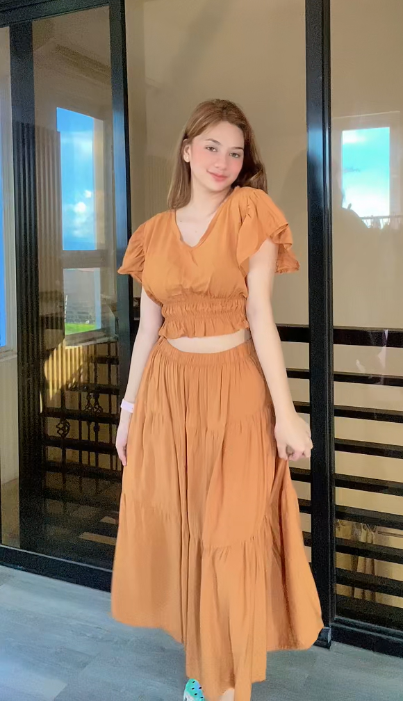 SC83 Set | Ruffles Crop Blouse and Maxi Linen Skirt Coordinates