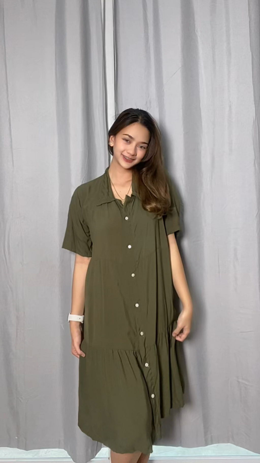 SC92 Dress : Button-Down Tiered Linen Midi Dress