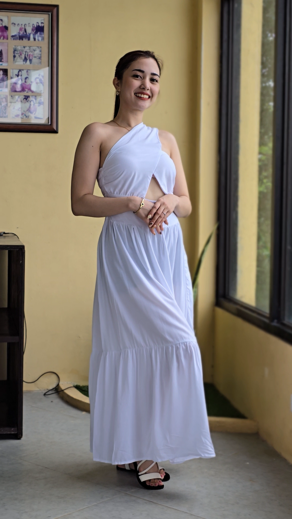 SC125 Dress | One-Shoulder Smocking Linen Maxi Dress