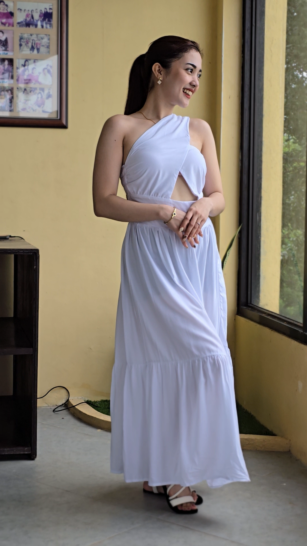 SC125 Dress | One-Shoulder Smocking Linen Maxi Dress