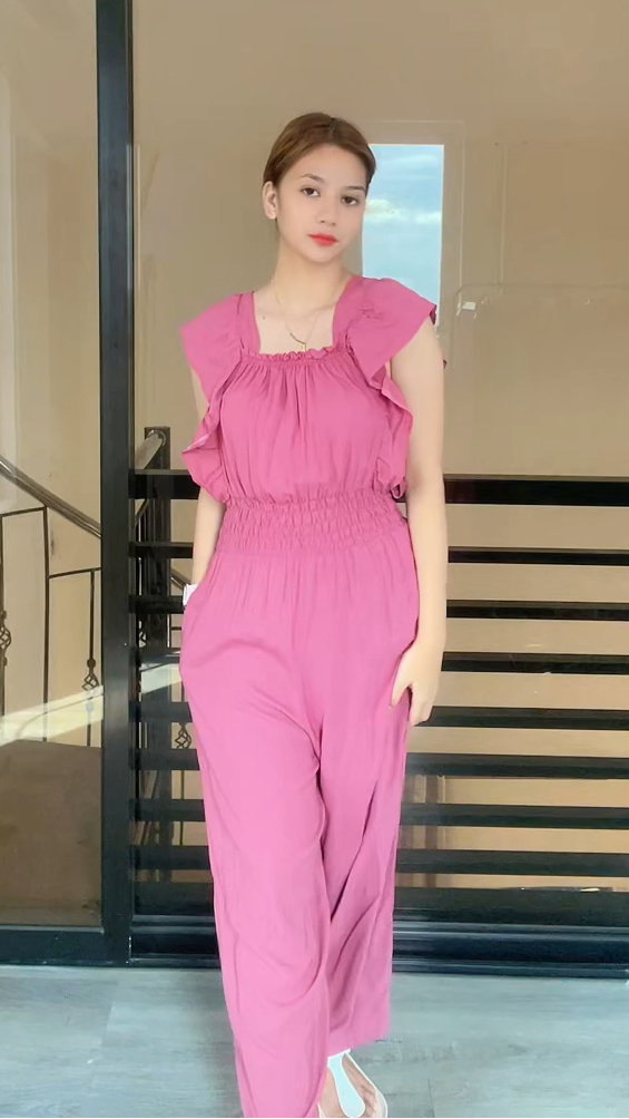 SC109 Jumpsuit | Ruffles Women’s Smocked Waist Wide-Leg Linen Romper Jumpsuits with pockets
