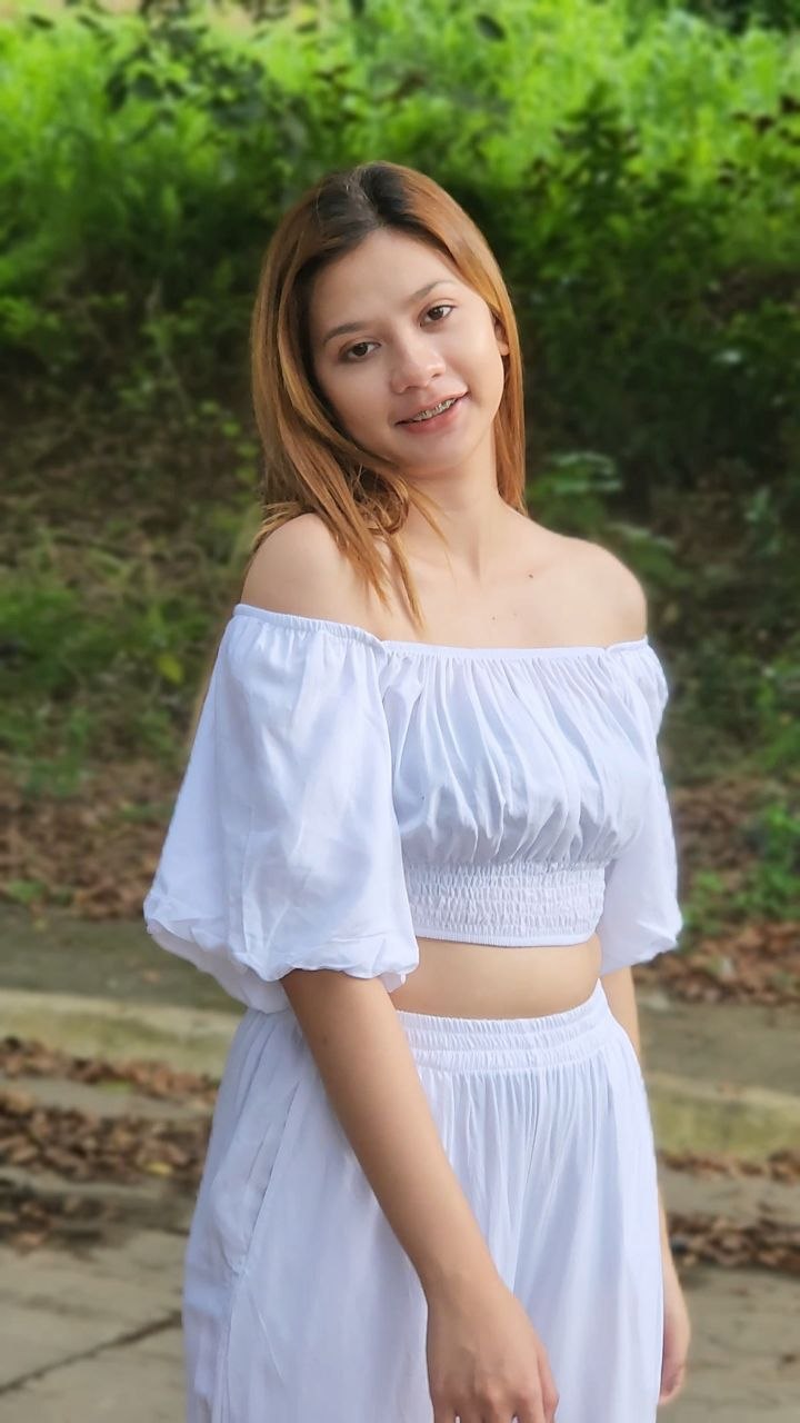 SC71 Set | Off-Shoulder Puff Sleeve Top and Wideleg Pants Linen Coordinates Set