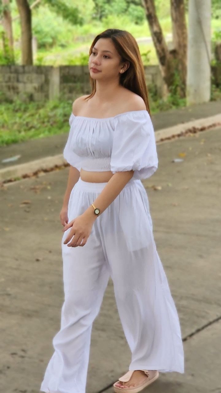 SC71 Set | Off-Shoulder Puff Sleeve Top and Wideleg Pants Linen Coordinates Set