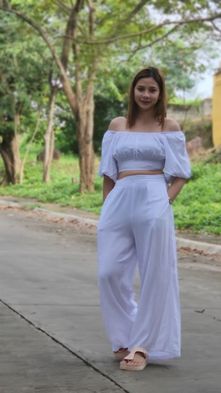 SC71 Set | Off-Shoulder Puff Sleeve Top and Wideleg Pants Linen Coordinates Set