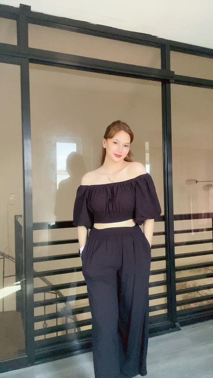 SC71 Set | Off-Shoulder Puff Sleeve Top and Wideleg Pants Linen Coordinates Set